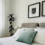 Pensión Jardin 3*
